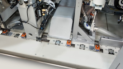 With the OPTIMA Zero L1, function modules can be adjusted. This allows modules to be added or the process to be adjusted optimally to the product and packaging formats.