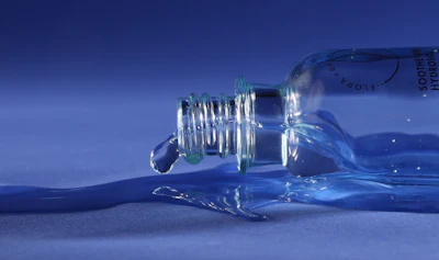 FLORA + BAST's sustainable packaging