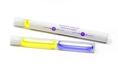 The DuoDispersion System™ crushable glass ampoule comprises two glass ampoules in a single dropper or swab tube.