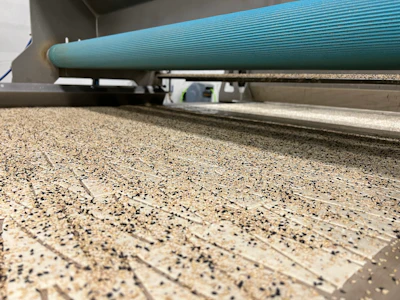 Topping dispensers distribute salt, seeds, or herbs according to each recipe.