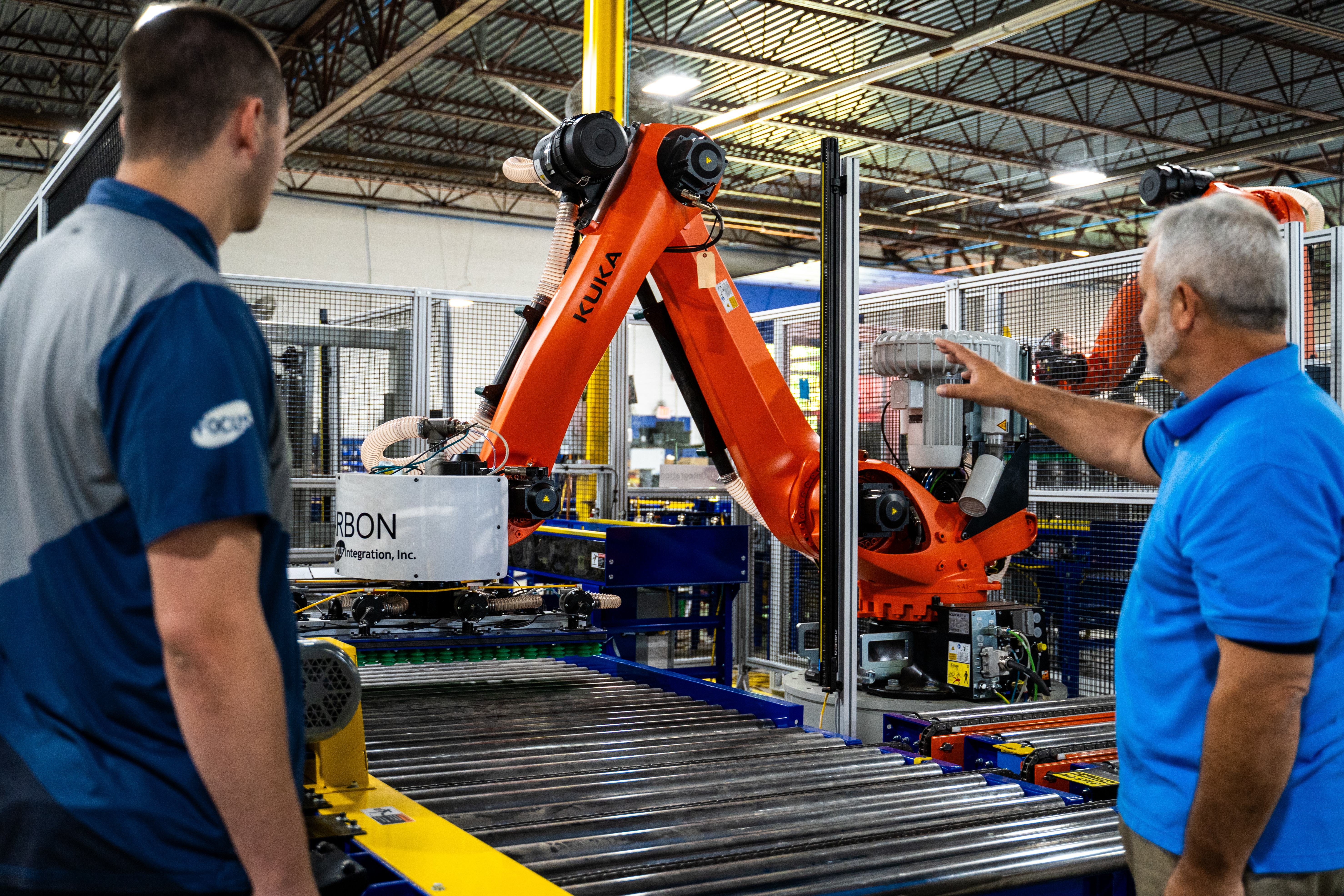 FOCUS Integration provides custom solutions, focusing on two core modular systems that provide manufacturers with proven palletizing solutions.