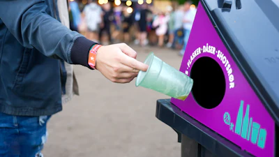 Smukfest used an updated sorting bin design developed by its in-house designer, which includes graphics to note the various packaging it can accept.