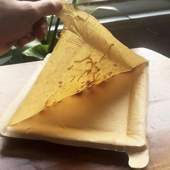 One plate can be used up to 15 times.