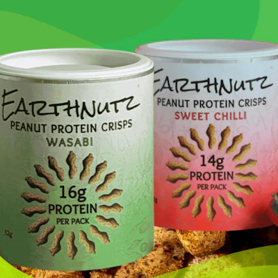 The cylindrical pack is described as 95% paper-based and contains up to 64% post-consumer recycled (PCR) fiber content.